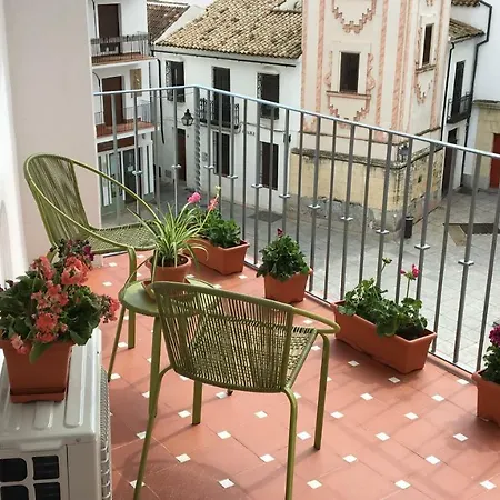 Piso La Compania شقة *