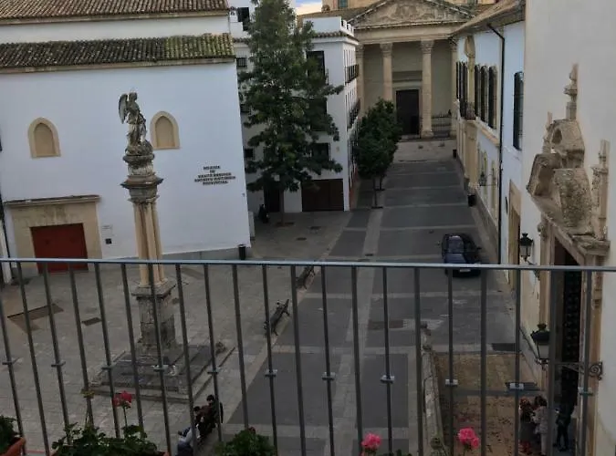 Piso La Compania شقة قرطبة